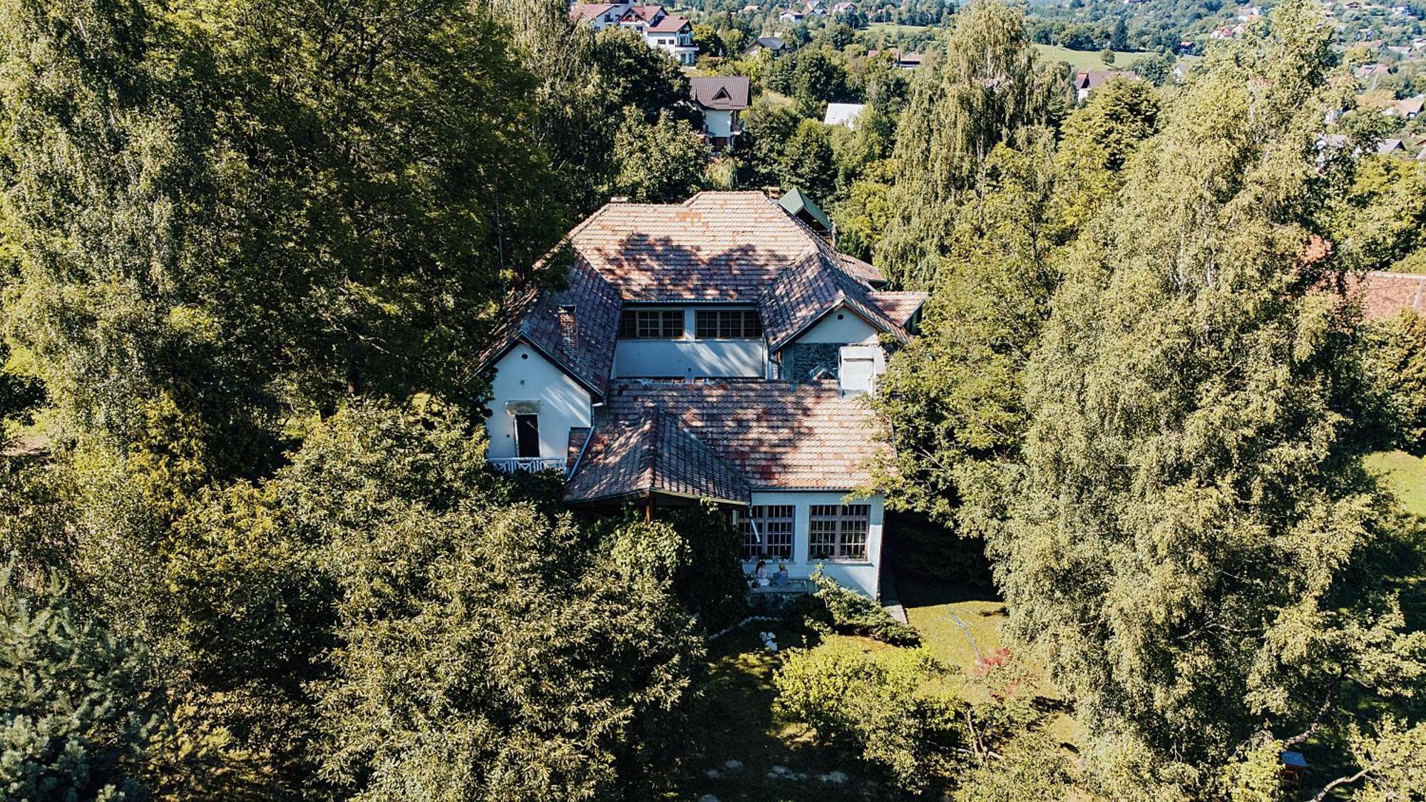 Villa Alba By Akasha Retreat 브란 외부 사진